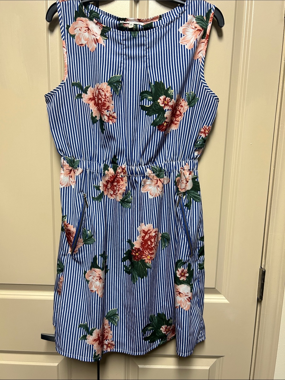 Speed Control Blue Striped Floral Sleeveless Dress